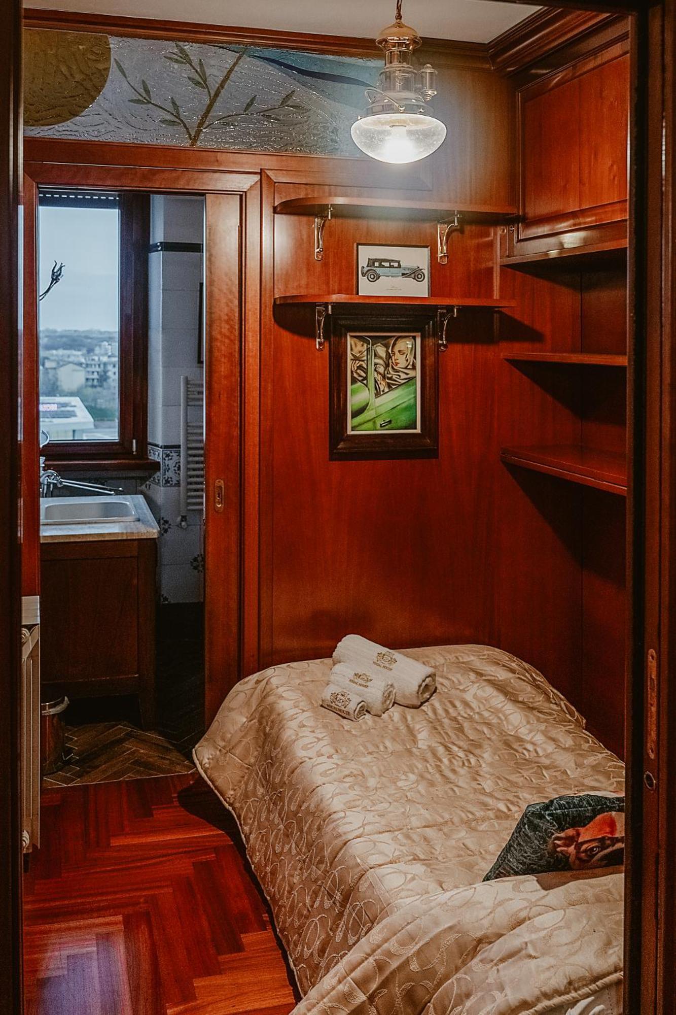 Hotel Regal House Roma Navigatori 23 Zewnętrze zdjęcie