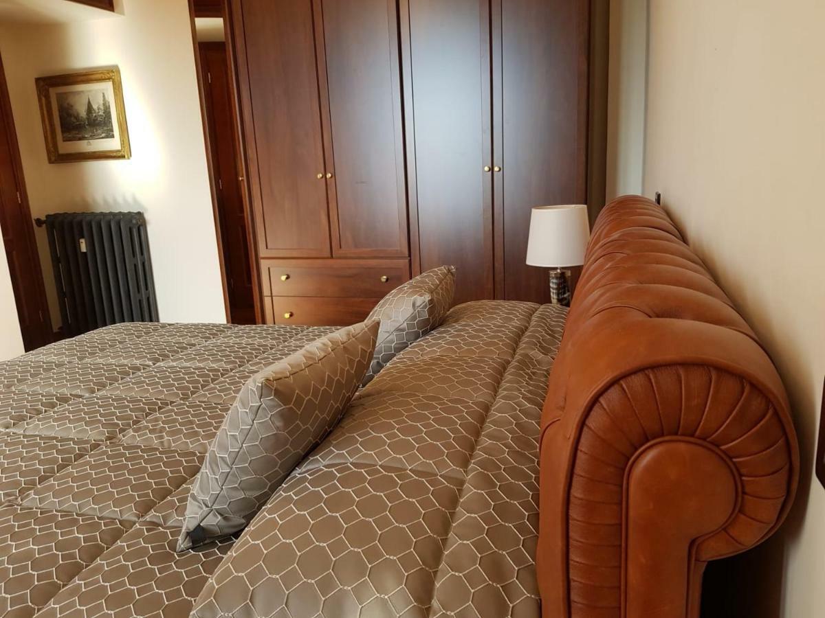 Hotel Regal House Roma Navigatori 23 Zewnętrze zdjęcie